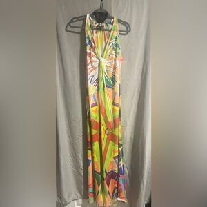 Fever. Beautiful vibrant sleeveless dress. Size large.